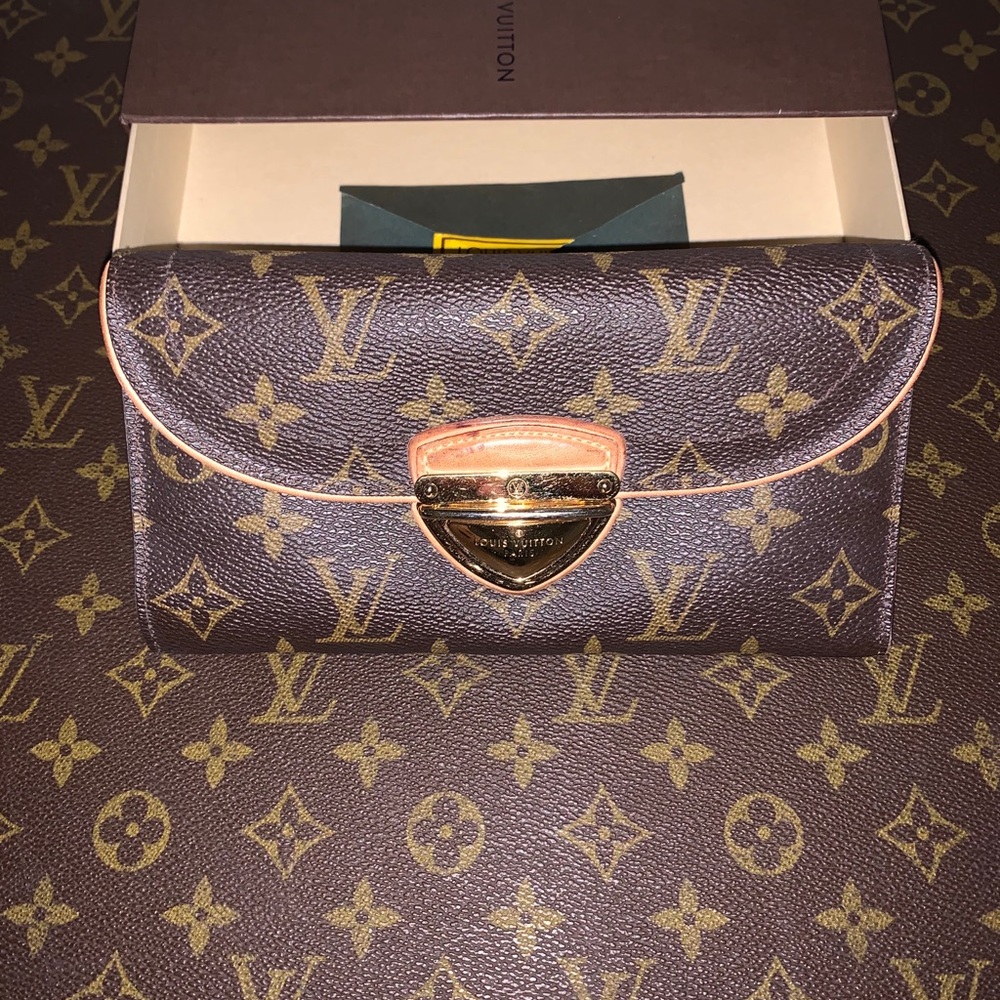 Louis Vuitton Vintage Compact hand wallet